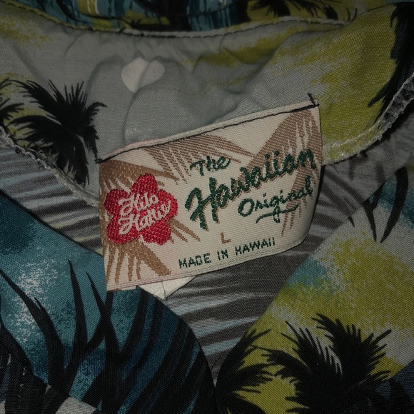 The Hawaiian original shirt - Picture 2 of 2